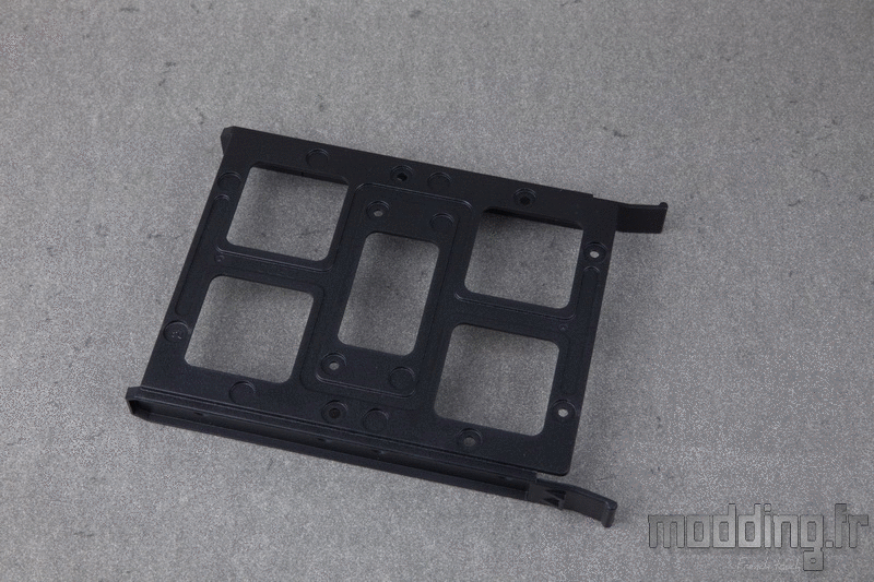 Divider 300 TG ARGB 152