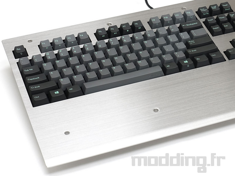 Filco lance un clavier en acier inoxydable