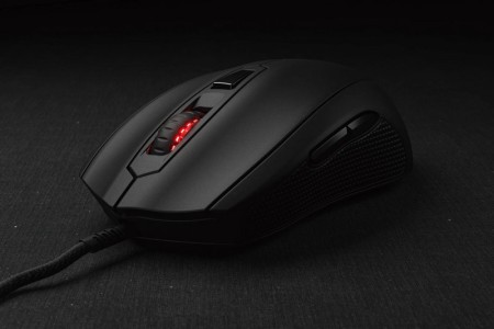 Mionix-CASTOR-PRO-Hero-front-side_1900x