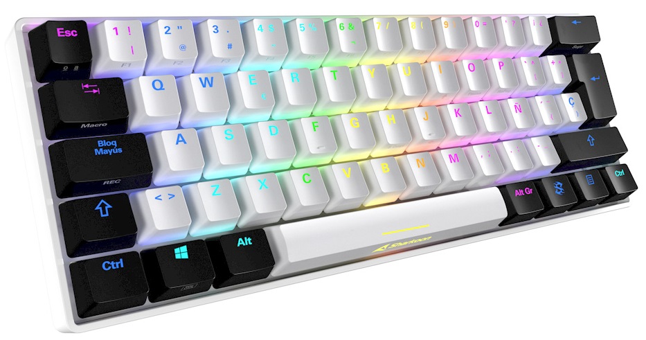 Sharkoon SKILLER SGK50 S4 : un clavier mécanique 60%