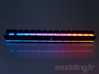 clavier corsair éclairage actif de dos