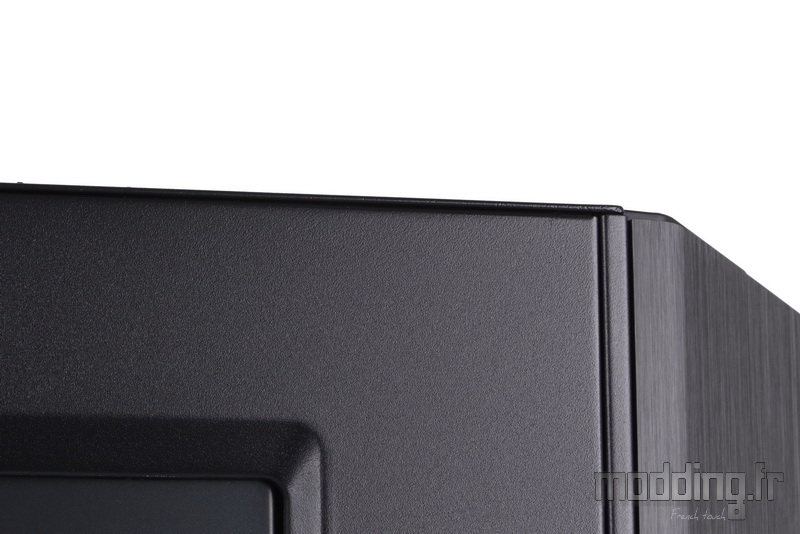 Syncro Q704 38