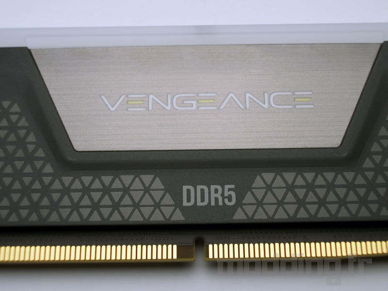 Corsair Vengeance RGB DDR5 6000MHz détail dissipateur alu