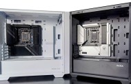 MSI travaille aussi sur la carte mère avec des connecteurs sur le dos