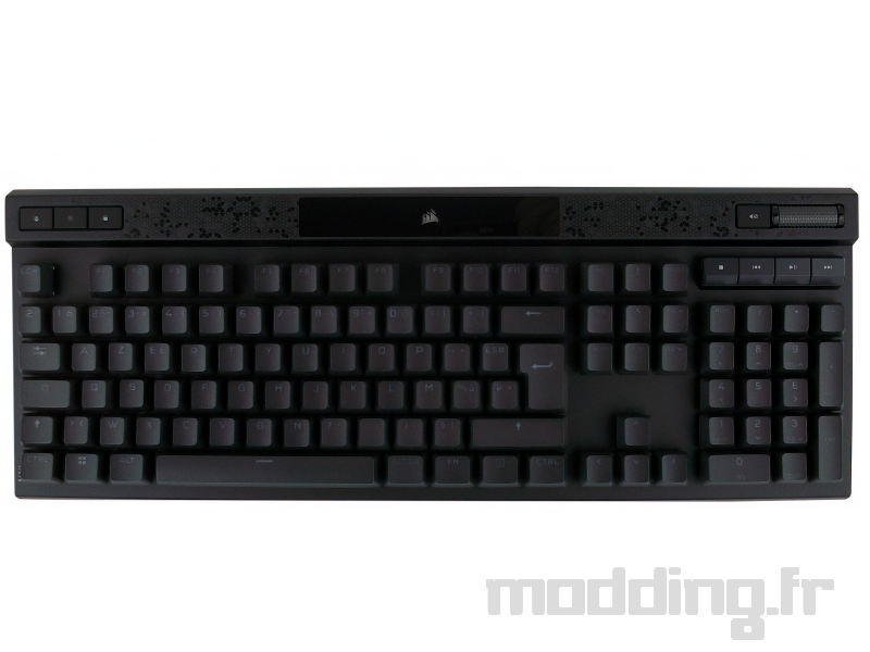Corsair K70 MAX clavier de dessus Corsair K70 MAX clavier de dessus