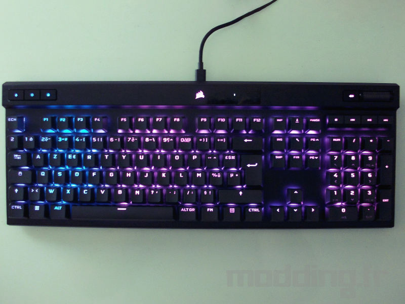 Corsair K70 MAX rgb actif Corsair K70 MAX rgb actif