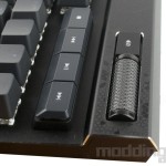 molette et touche audio de coté