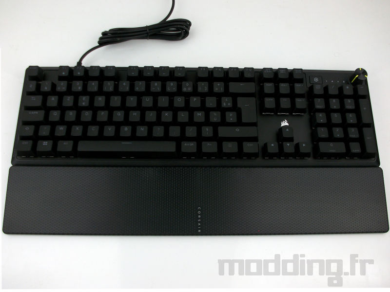 clavier avec repose poignet Corsair K70 Core