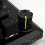 detail effet dessus molette Corsair K70 Core