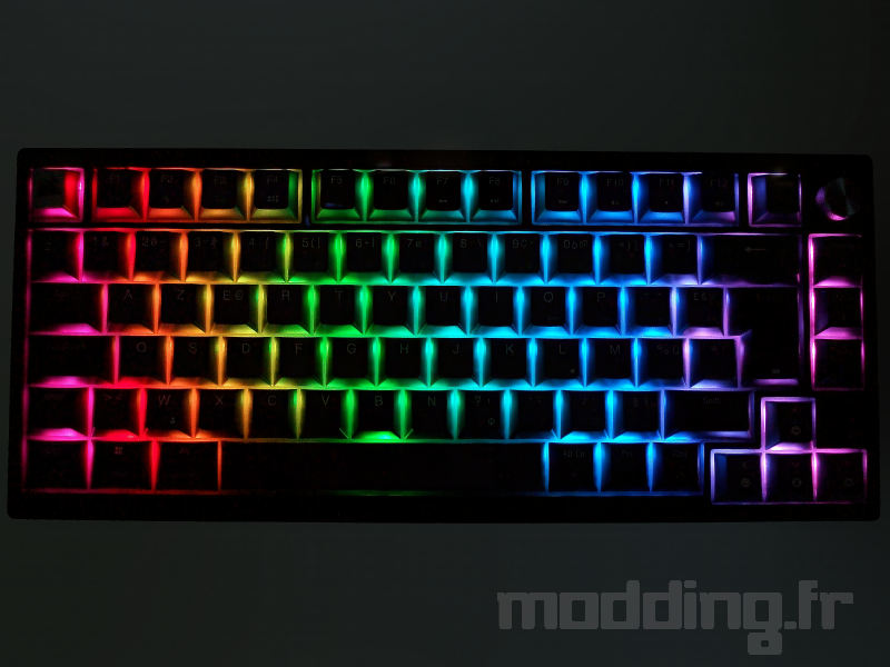 Corsair K65 Plus Wireless eclairage actif (1) Corsair K65 Plus Wireless eclairage actif (1)
