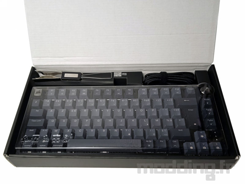 corsair K65 wireless dans sa boite corsair K65 wireless dans sa boite