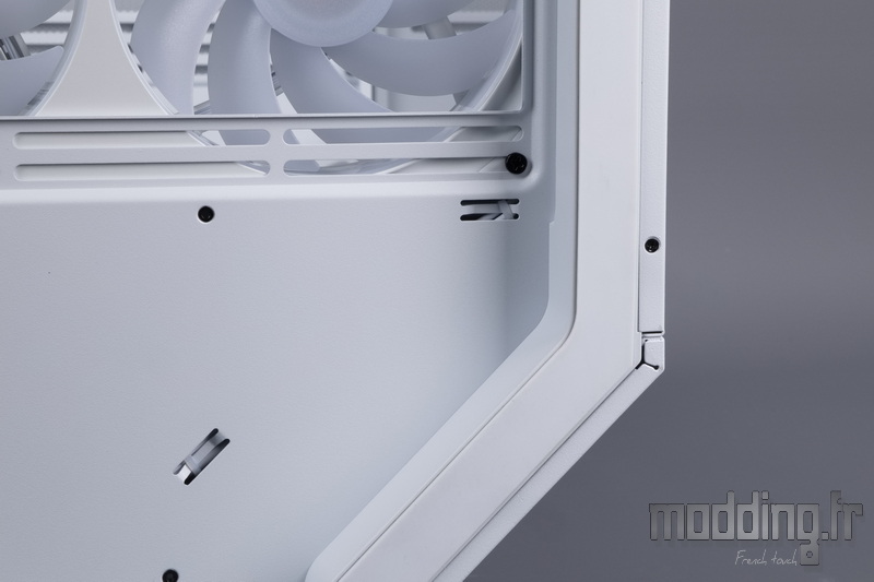 H9 Flow RGB+ 49 H9 Flow RGB+ 49
