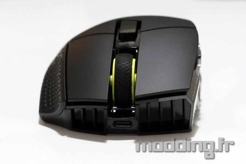 Corsair Scimitar Elite Wireless SE de devant Corsair Scimitar Elite Wireless SE de devant