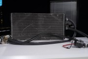Un radiateur de BMW M4 pour refroidir un Threadripper 9995WX