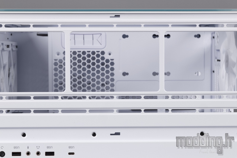 ARX 700 ARGB 48