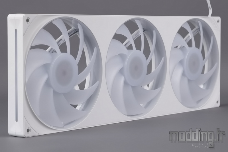 Kraken Elite 420 RGB 44 Kraken Elite 420 RGB 44