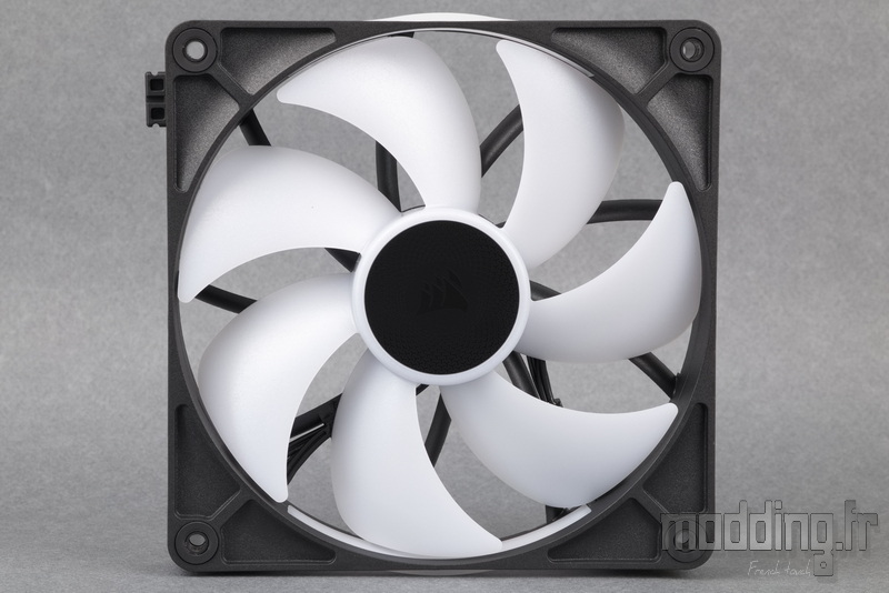 Titan 420 RX RGB 25 Titan 420 RX RGB 25