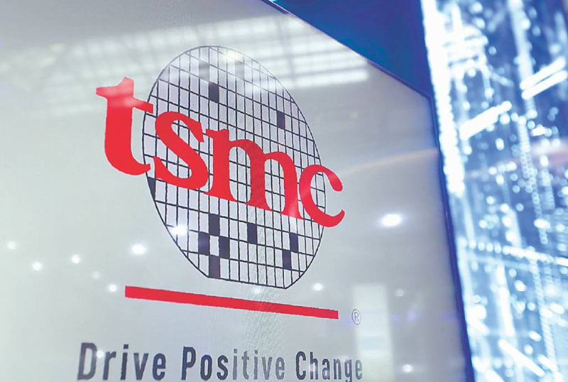 TSMC grimpe en puissance dans la photonique de silicium, Intel en perte de vitesse