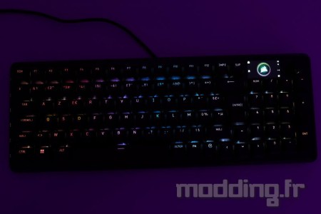 corsair vanguard pro 96 clavier avec éclairage actif