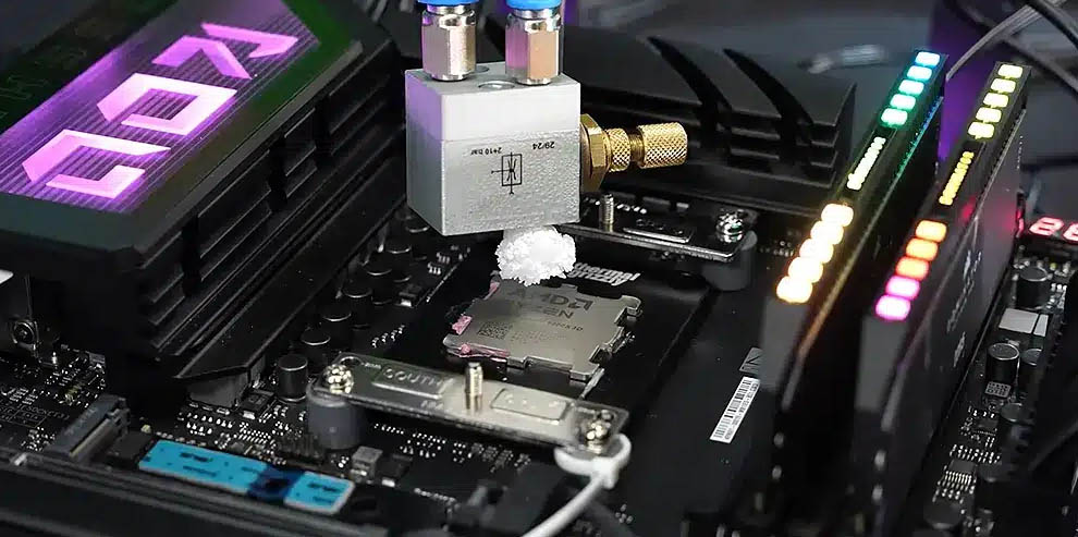 Le Ryzen 7 9800X3D refroidi par pulvérisation : un concept fascinant mais inapplicable en pratique